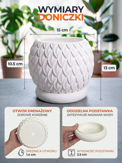 PRISMA M – Dekorativer 3D-Blumentopf mit Drainageloch und Untersetzer