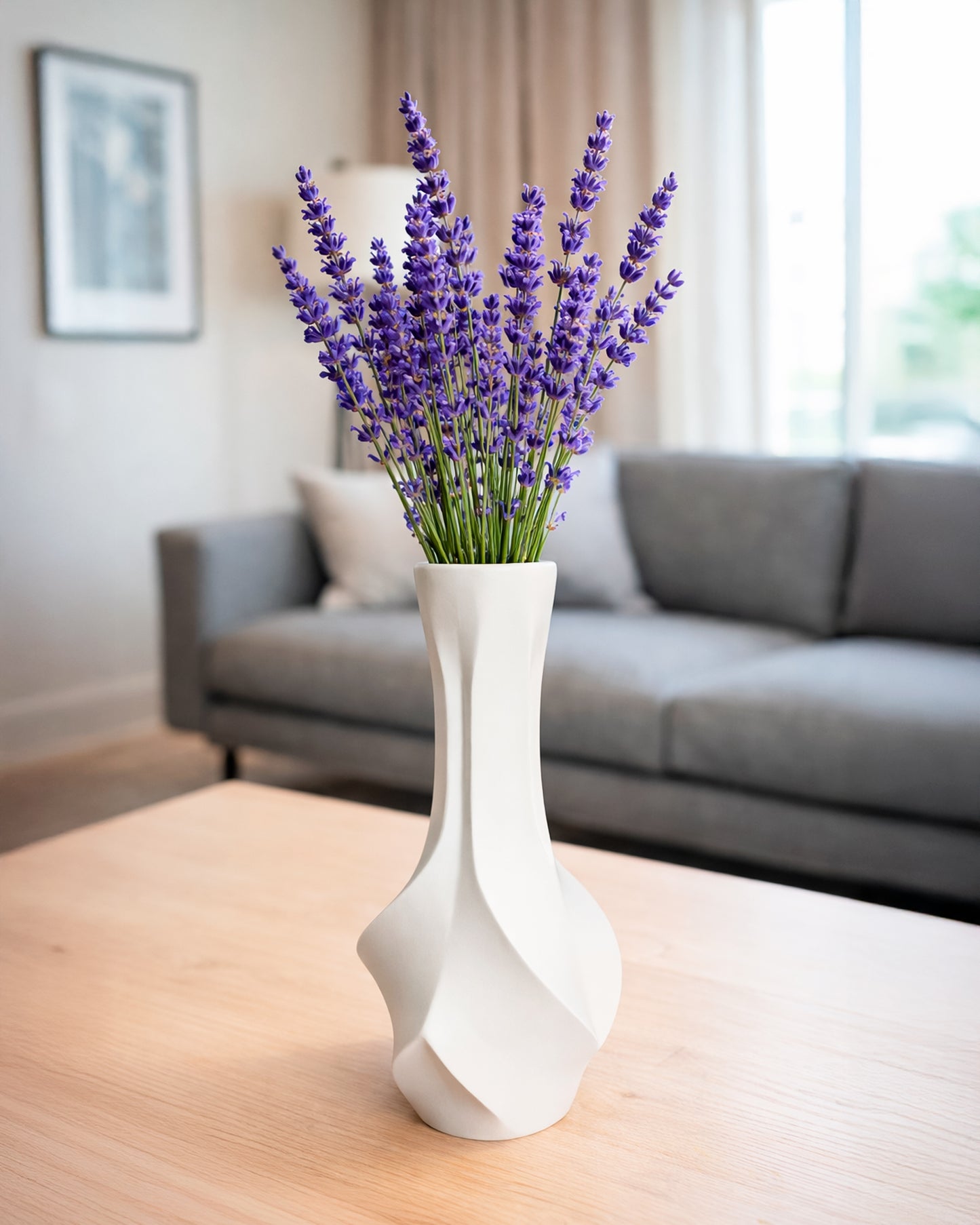 Faceta Vase – Modern Geometric Decorative Vase for Dried Flowers