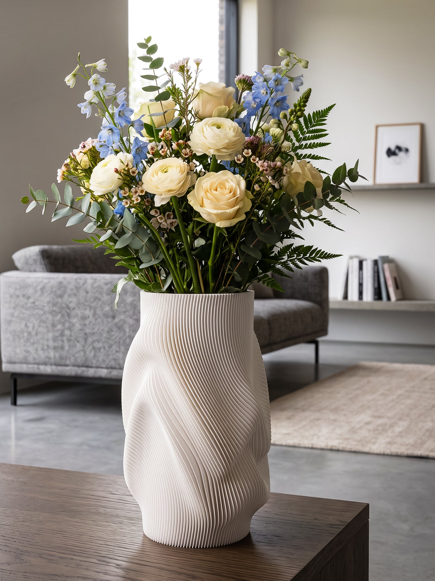 Modern Flower Vase with Glass Insert AQUA FLOW – 25 cm