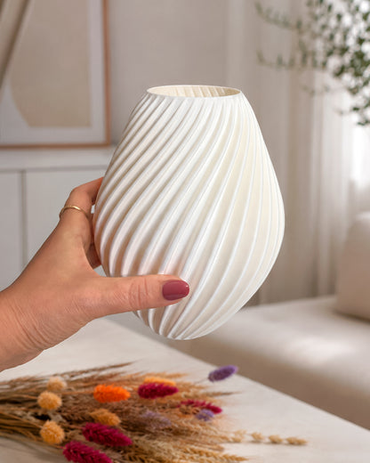 Modern Decorative Vase for Dried Flowers SPIRA – 18 cm