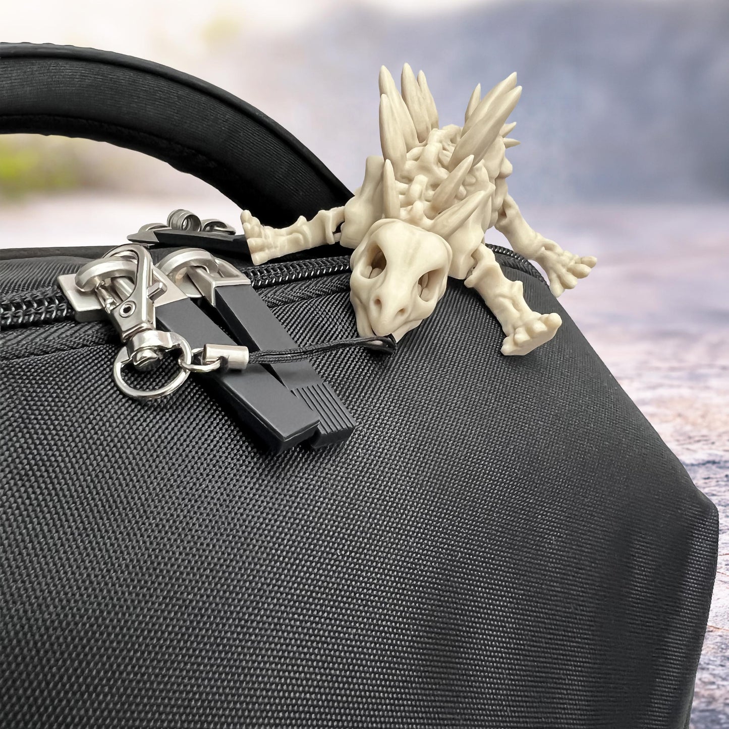 Skelett-Schlüsselanhänger | 3D-gedruckt Dinosaurier-Schlüsselanhänger | Flexibelr Wirbelsäulen-Schlüsselanhänger | Rucksackanhänger - Plexiwire 3D Drucke